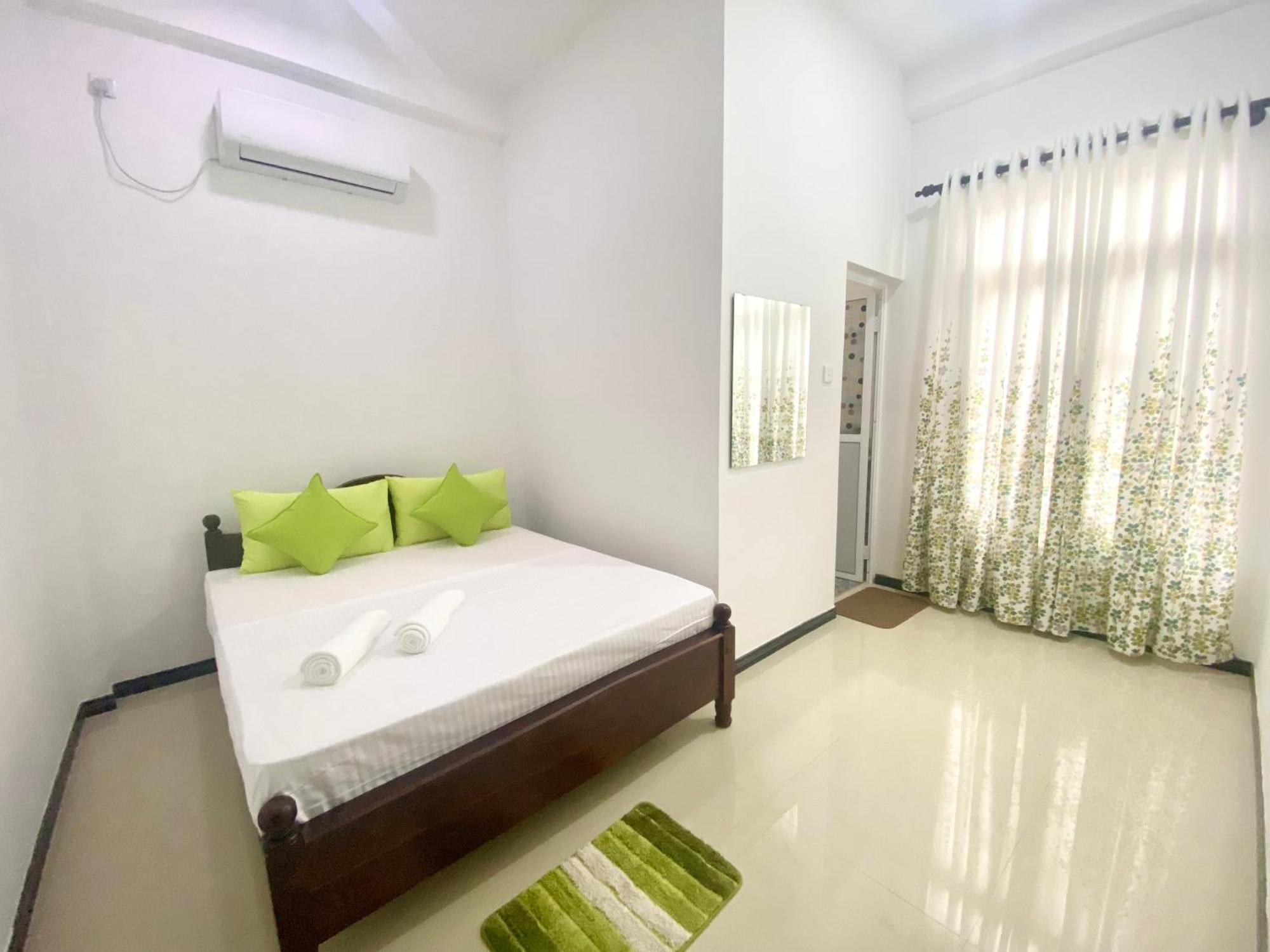 Mario Family Villa And Restaurant Negombo Buitenkant foto